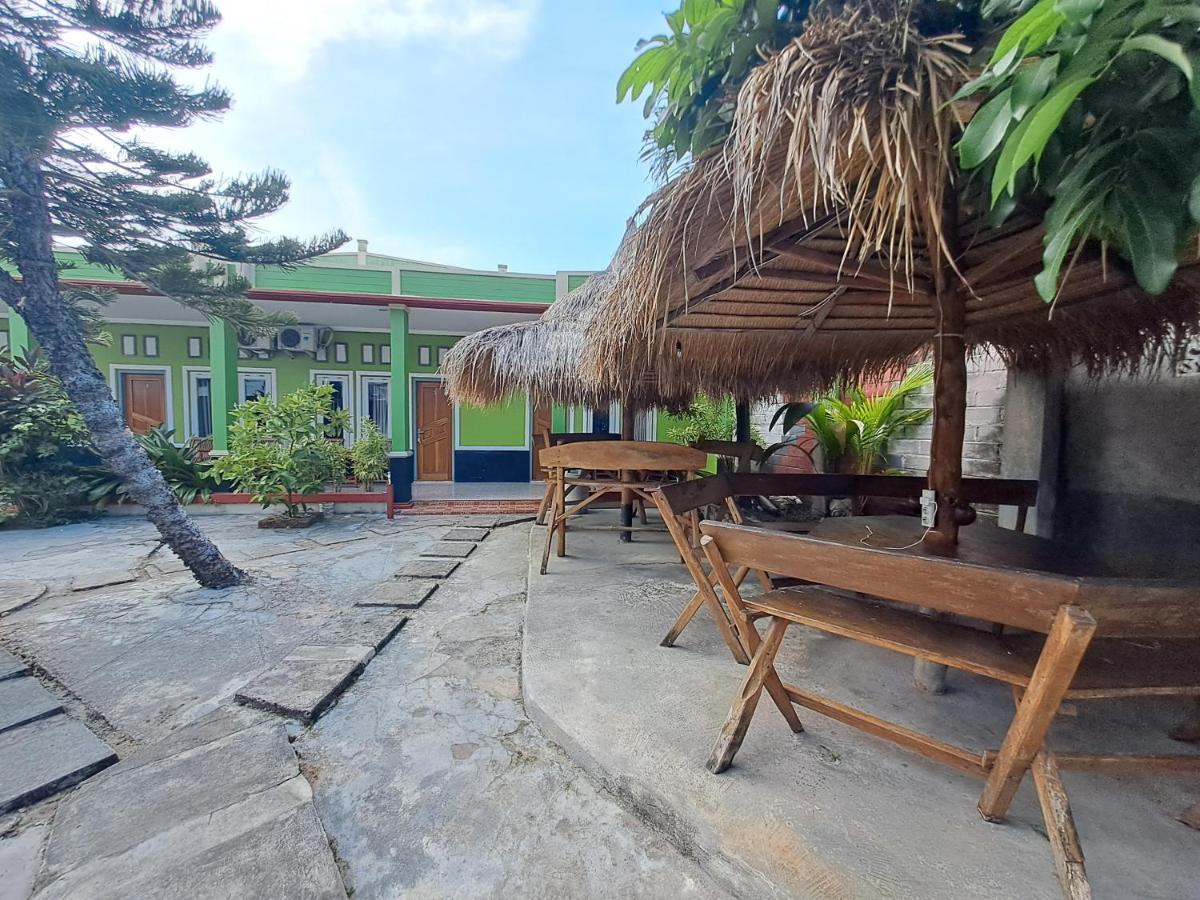 Hotel Azza Karimunjawa-Inseln Exterior foto